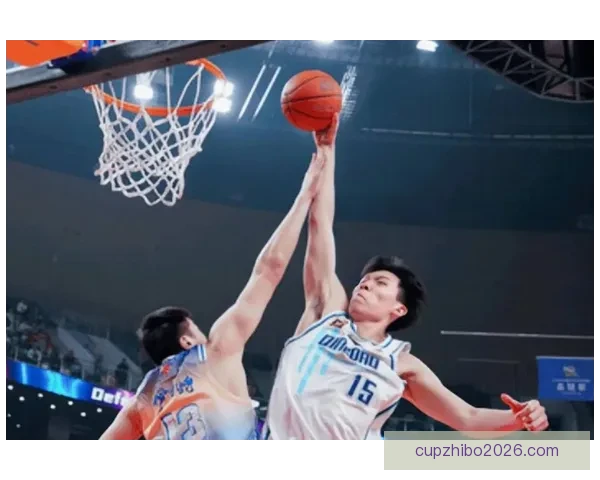 瀚森背靠背拿下14分11篮板 混音队主帅称其每日进步表现出色 瀚森背靠背拿下14分11篮板 混音队主帅称其每日进步表现出色