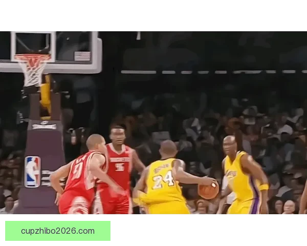 詹姆斯回忆科比经典瞬间以为配合结果被单打碾压